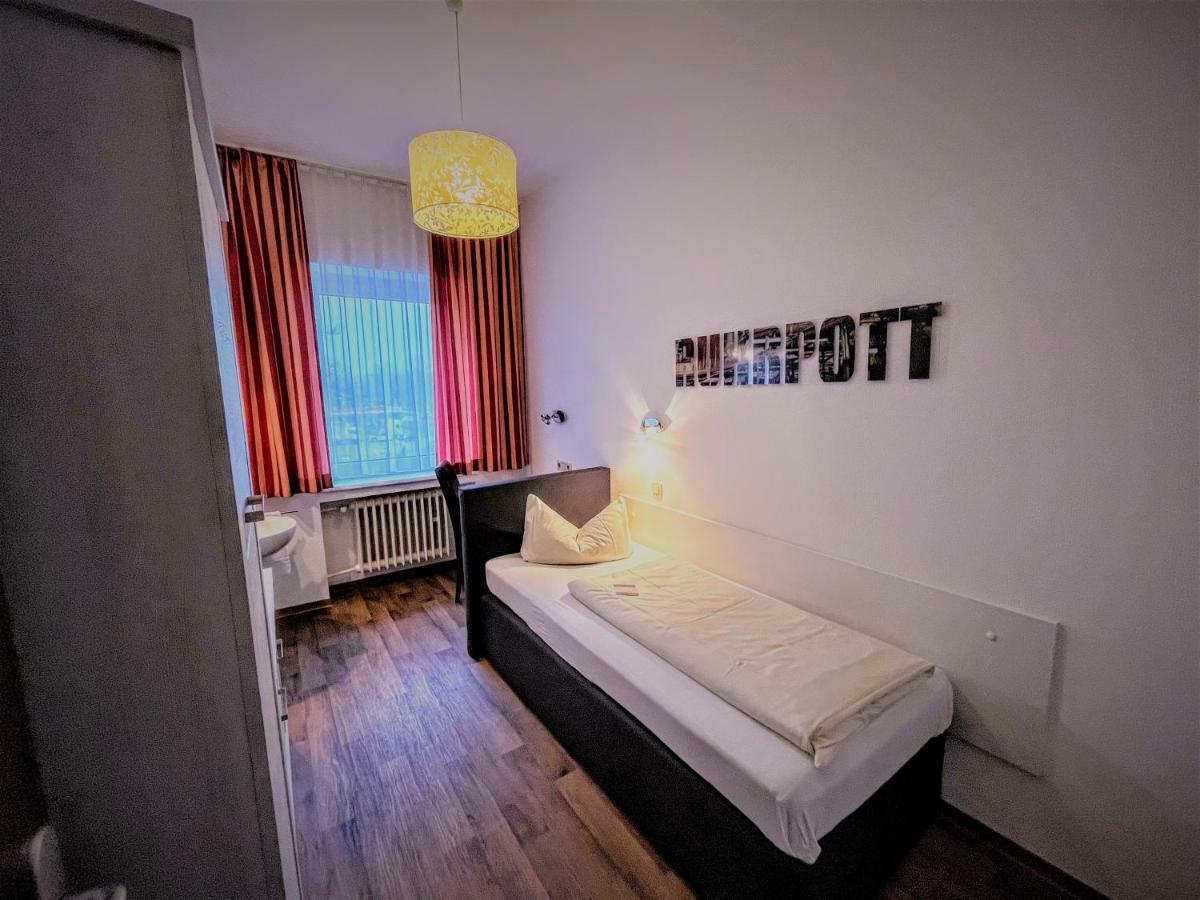 Arena Hotel 3*